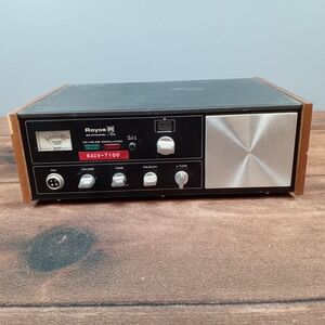 Royce KAIV 7100 23 Channel AM CB Radio Transceiver Woodgrain Vintage